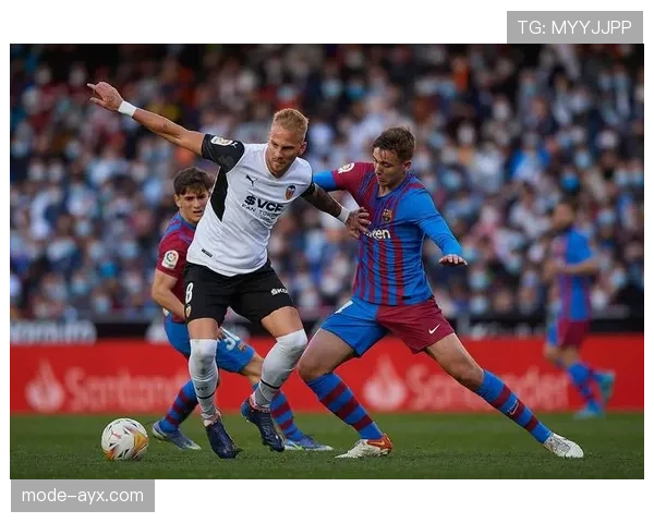 斯卡洛尼战术革新引领全球足球新潮流，重塑比赛格局引广泛关注